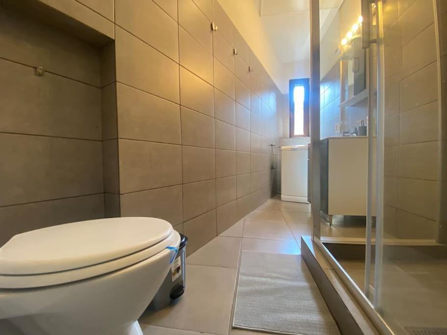 2 Bedroom Apartment With Terrace In City Center Bükreş Dış mekan fotoğraf
